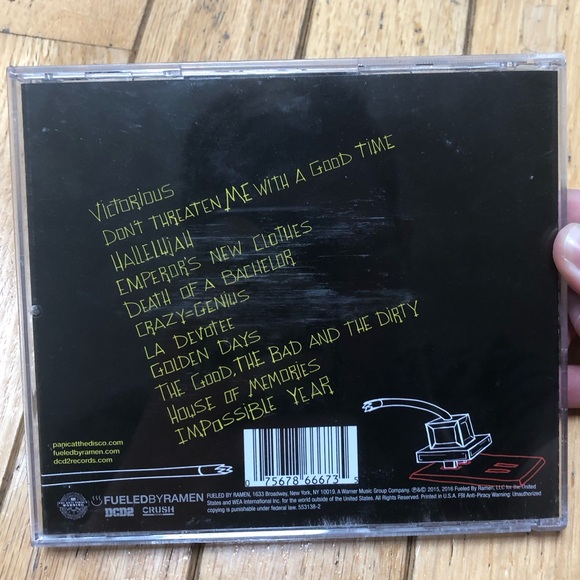 P!ATD Panic! At The Disco Death of a Bachelor 2015 CD - Picture 2 of 4